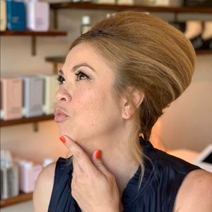 Meet your Posher, Angie